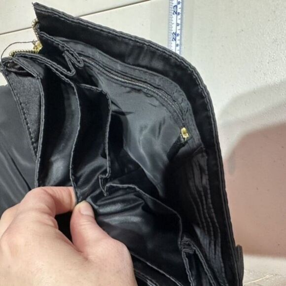 Steve Madden convertible Quilted Black crossbody bag Messenger bag - Picture 8 of 12